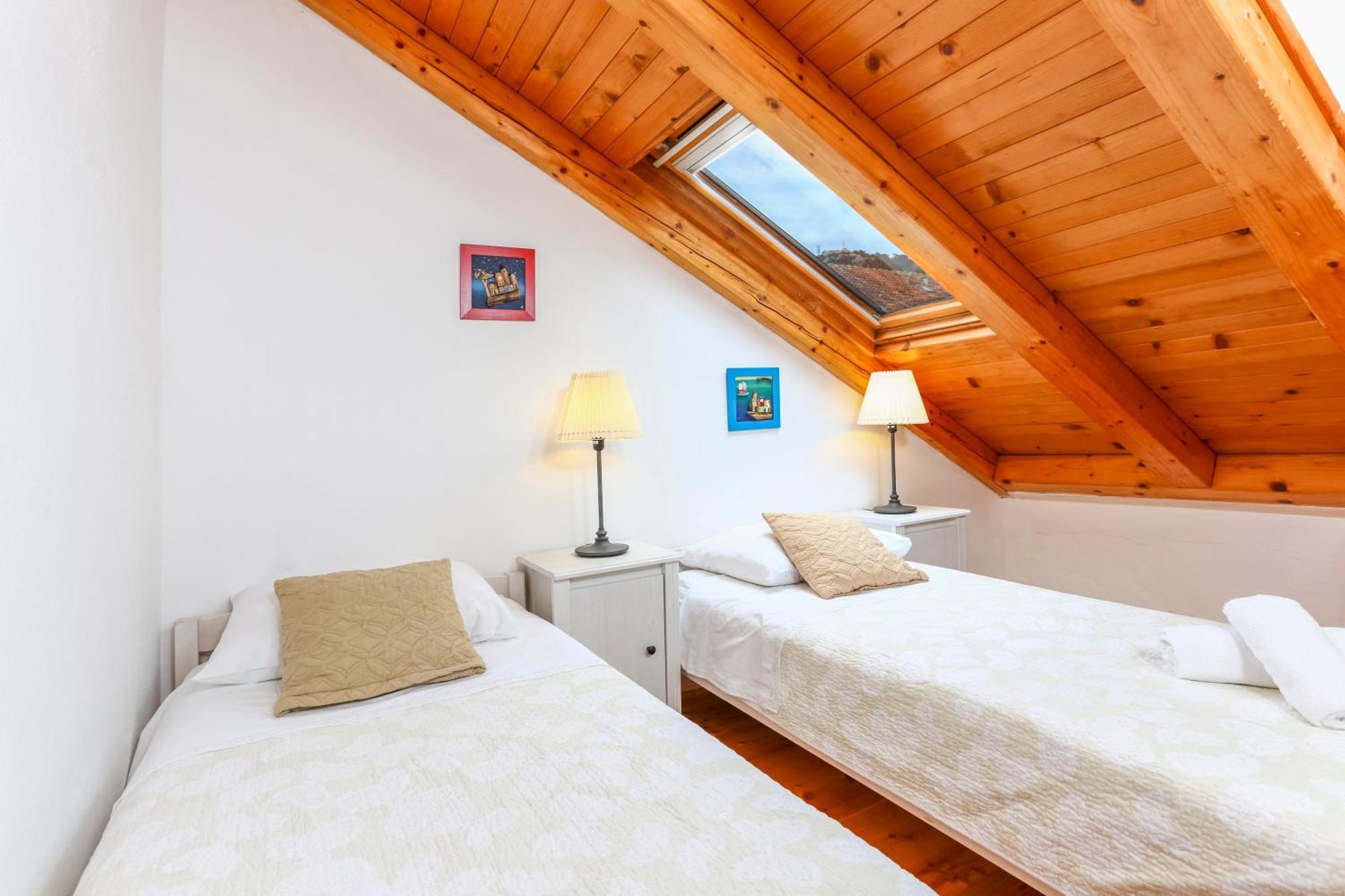Apartment Lilly With Amazing City View Hvar Town Exterior photo