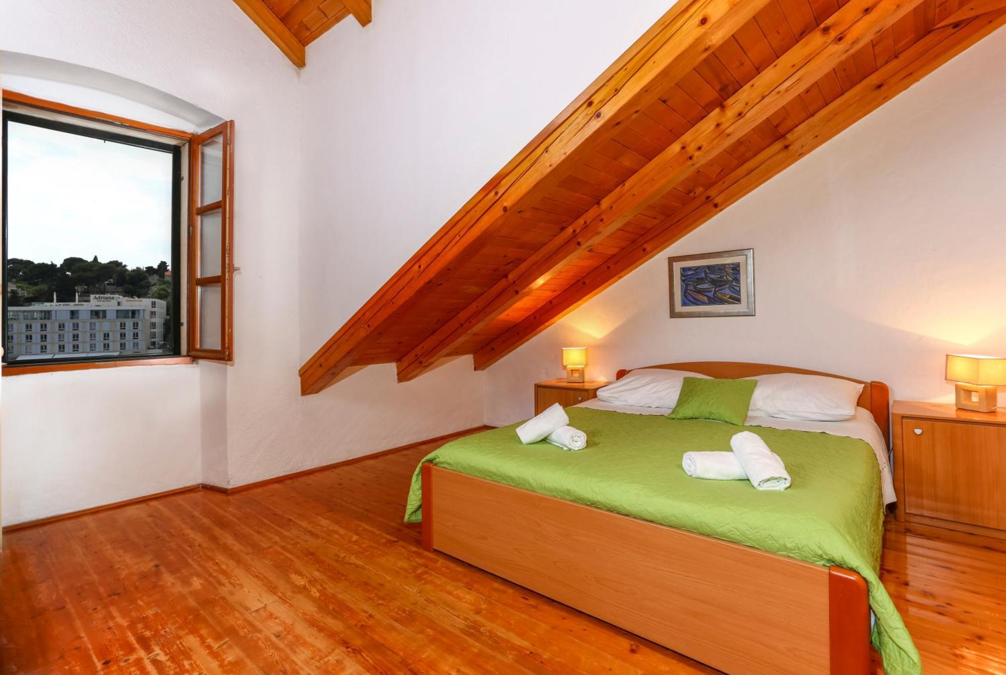 Apartment Lilly With Amazing City View Hvar Town Exterior photo