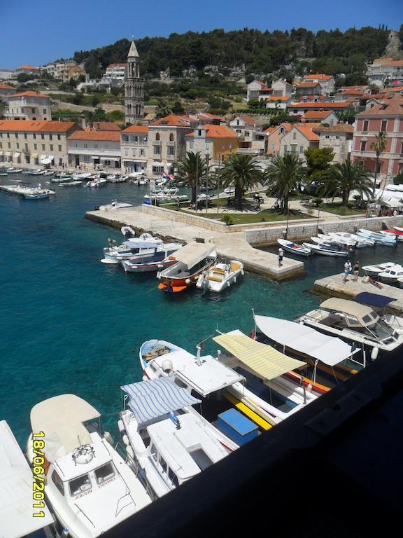 Apartment Lilly With Amazing City View Hvar Town Room photo